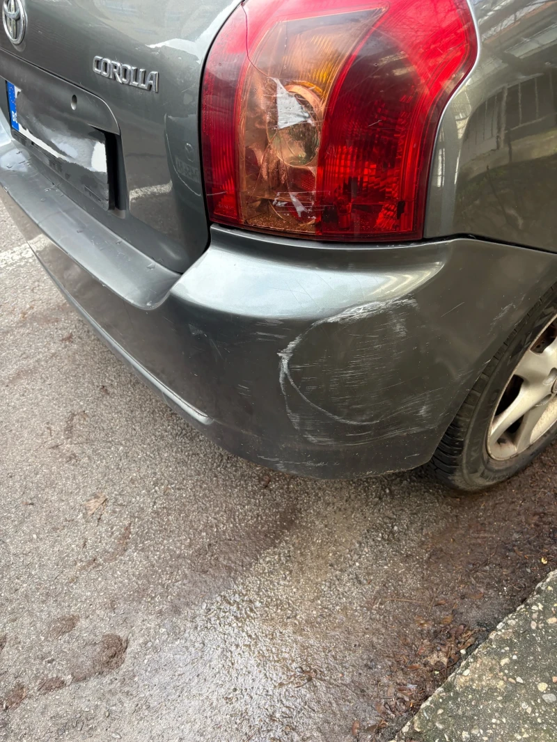 Toyota Corolla E12J 2.0 D4D, снимка 8 - Автомобили и джипове - 53400645