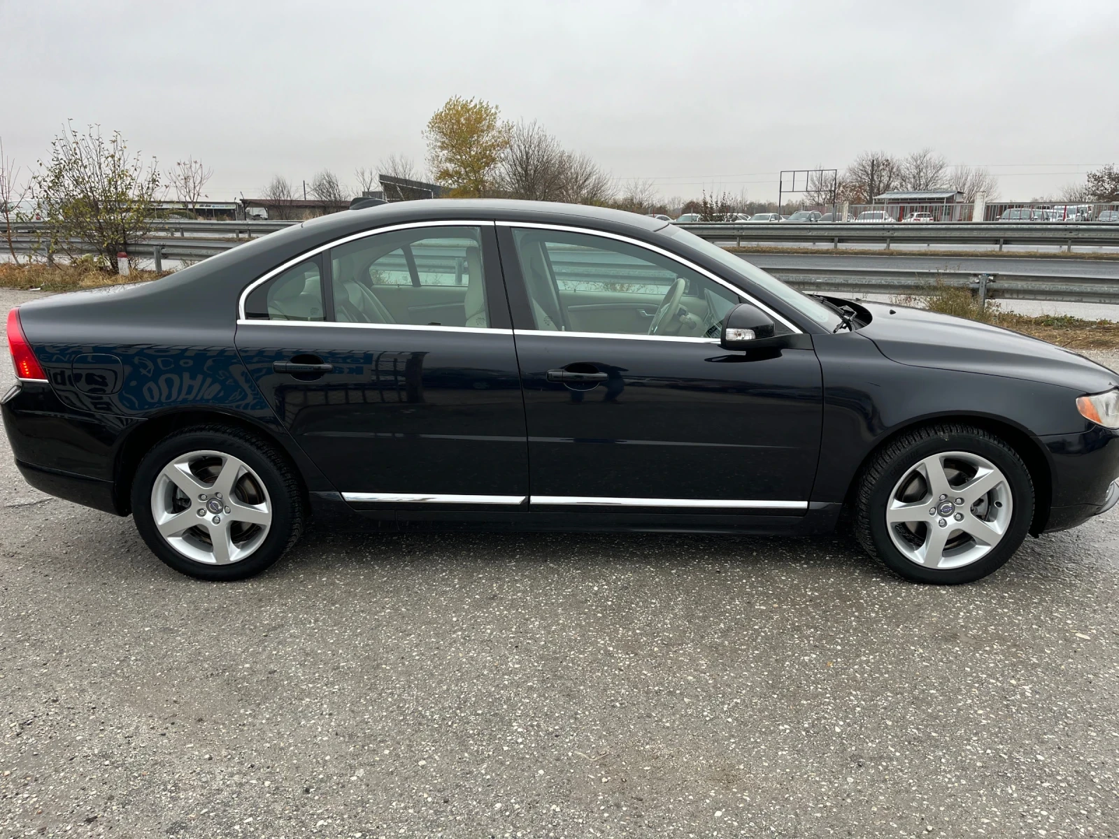 Volvo S80 2.4 D5 205кс - изображение 4