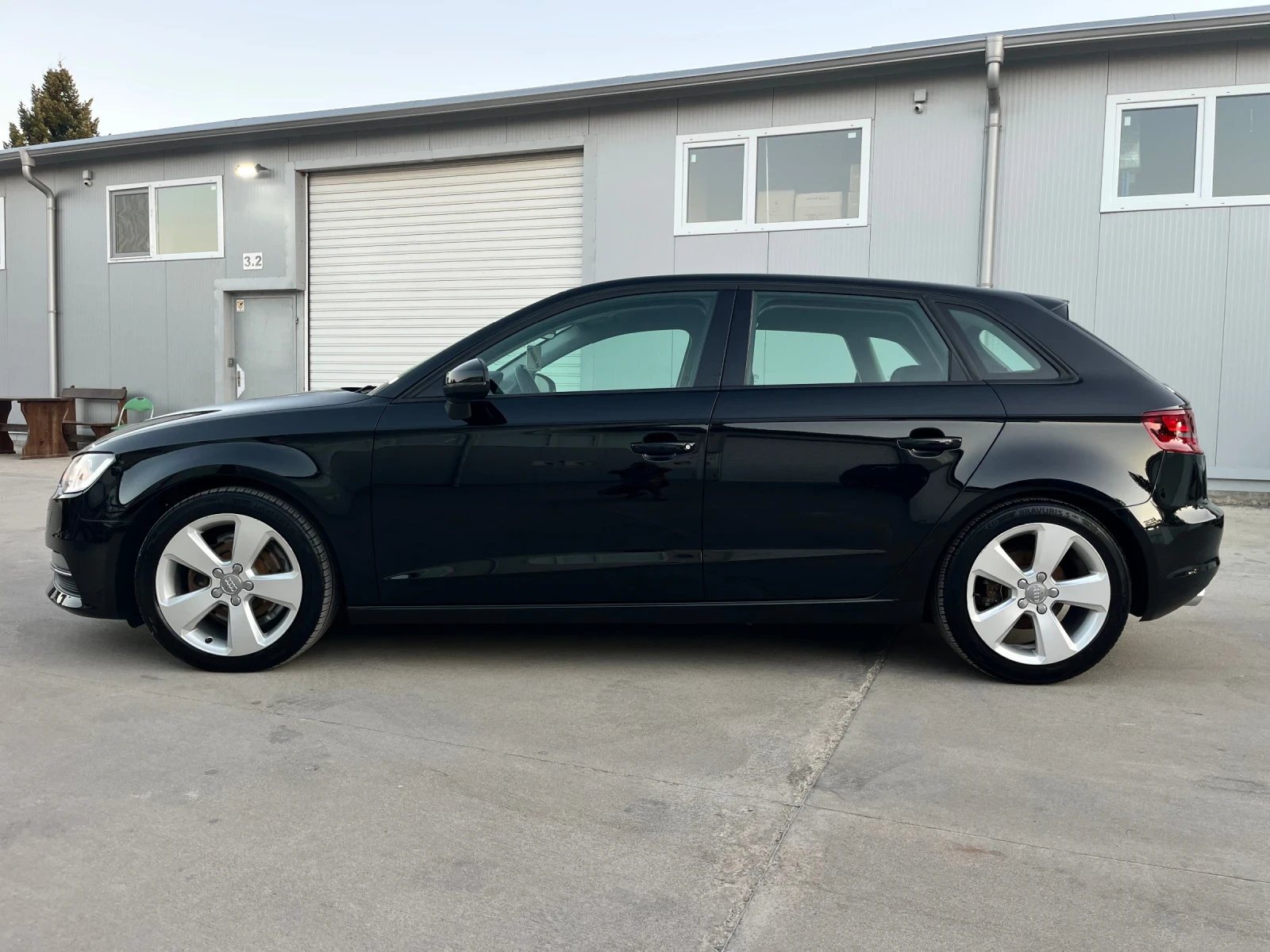 Audi A3 2, 0TDI-150k.с/EURO 6/ТОП СЪСТОЯНИЕ!!! - изображение 4