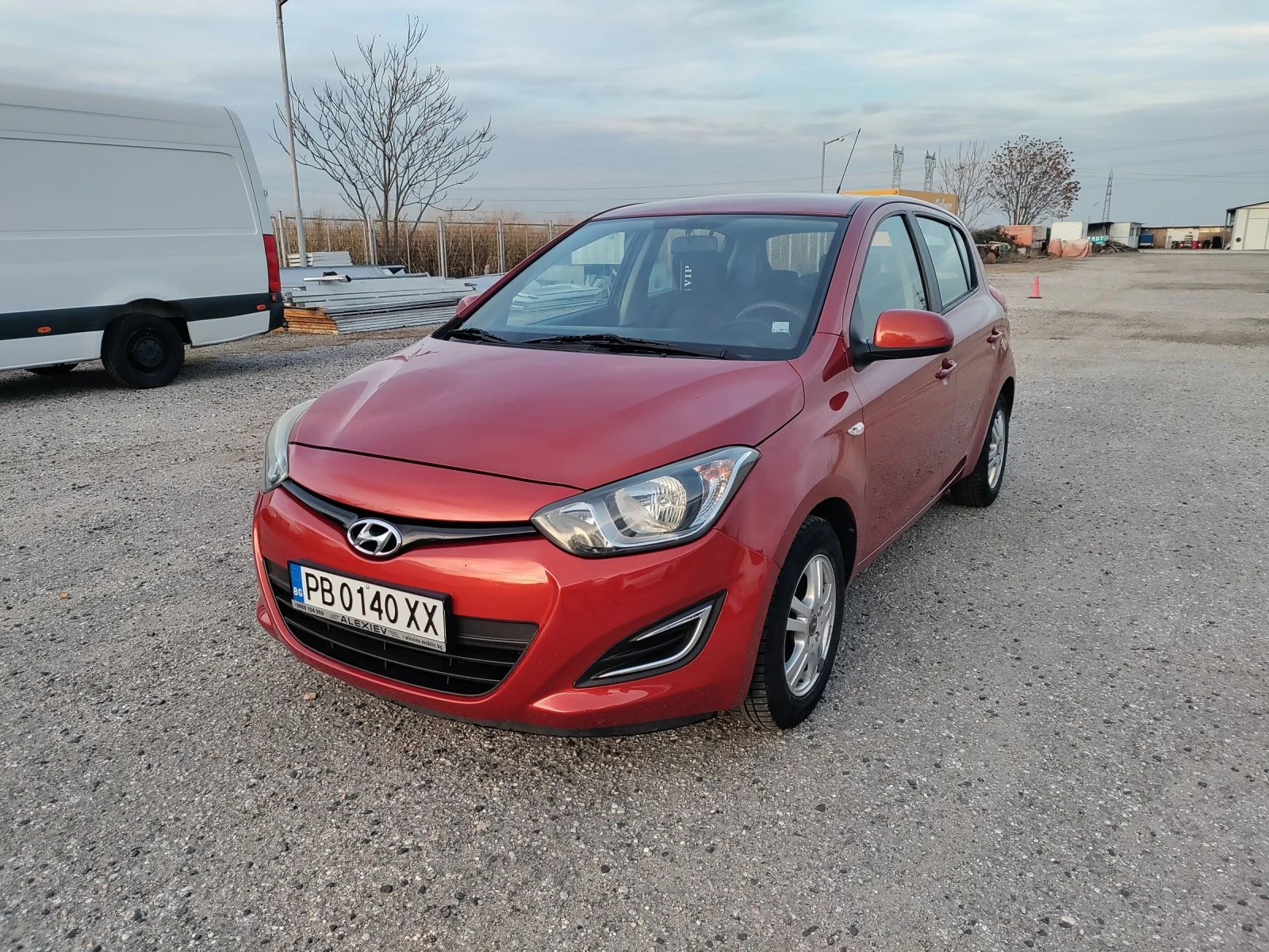 Hyundai I20 1.2i 2013 Регистриран Обслужен - изображение 3