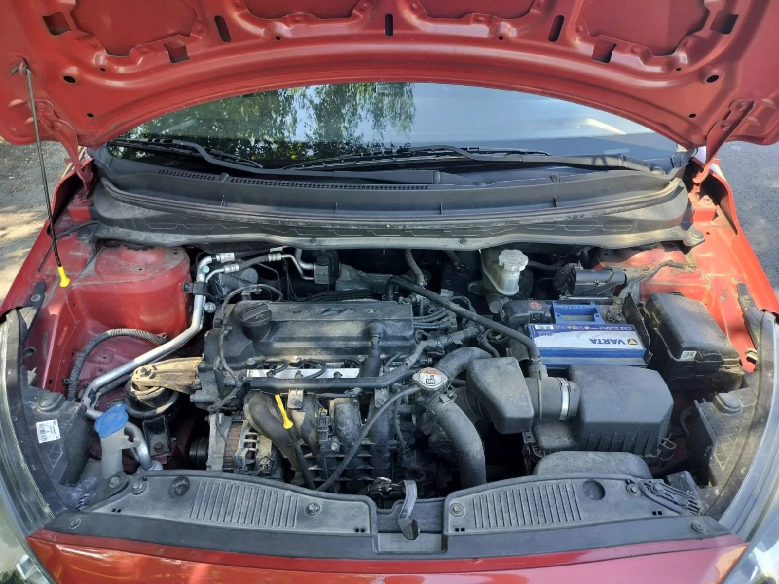 Hyundai I20 1.2i 2013  - изображение 10