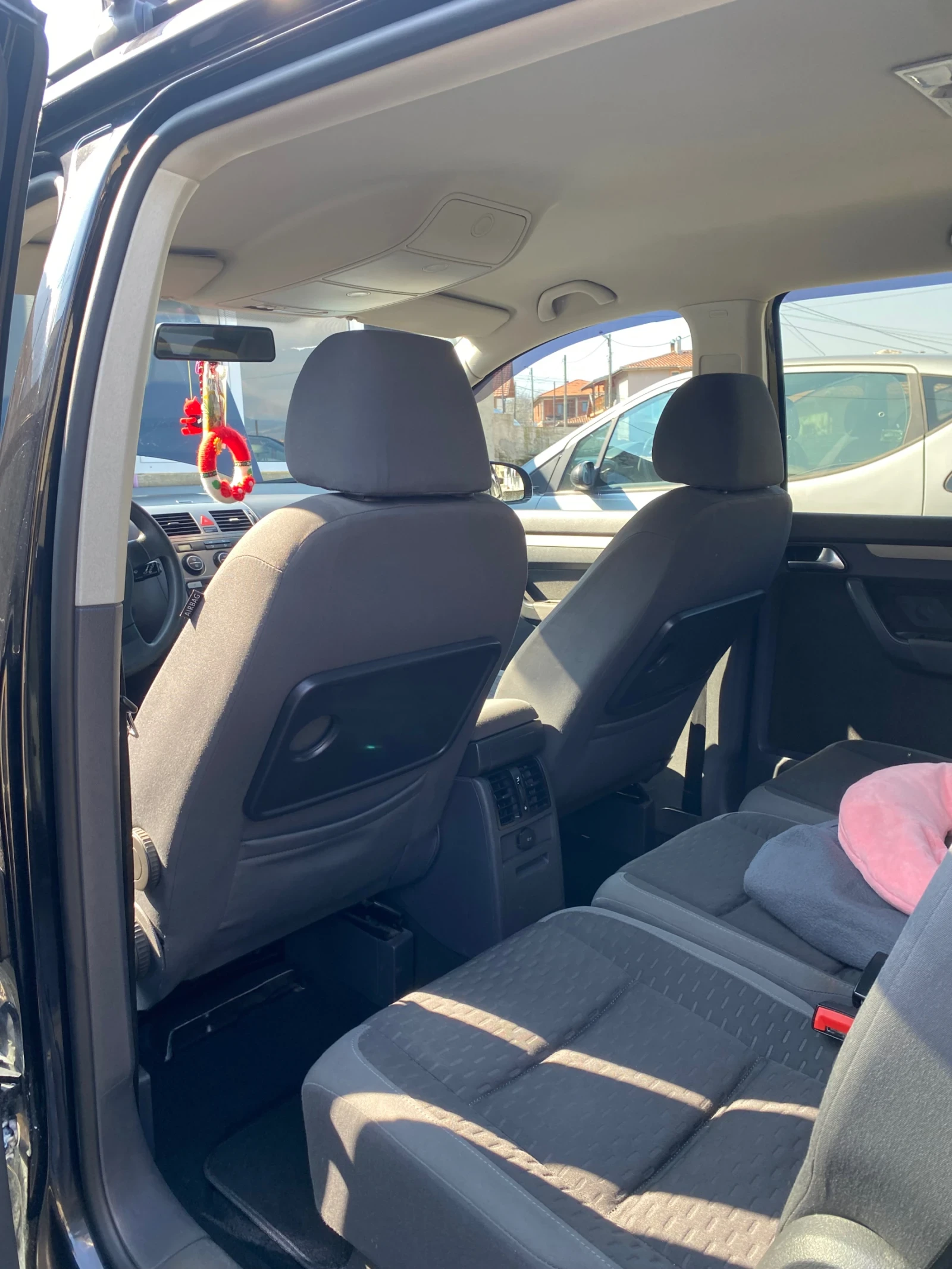 VW Touran  - изображение 10