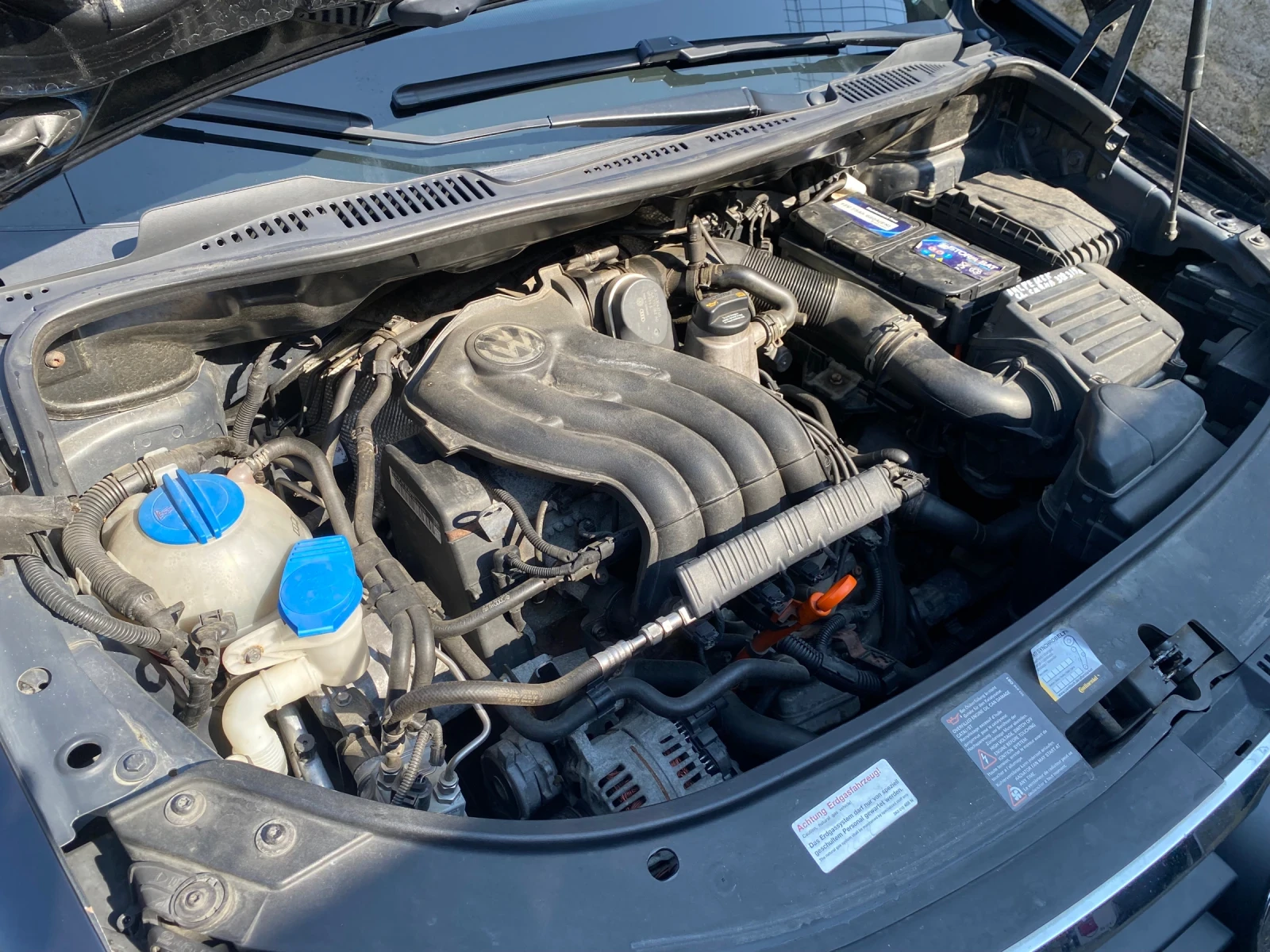 VW Touran, снимка 13 - Автомобили и джипове - 53745452