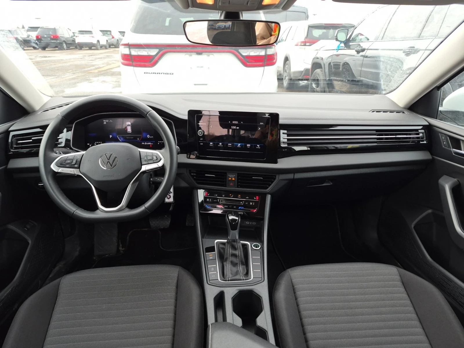 VW Jetta * * CARFAX * * АВТО КРЕДИТ * * , снимка 5 - Автомобили и джипове - 53829929