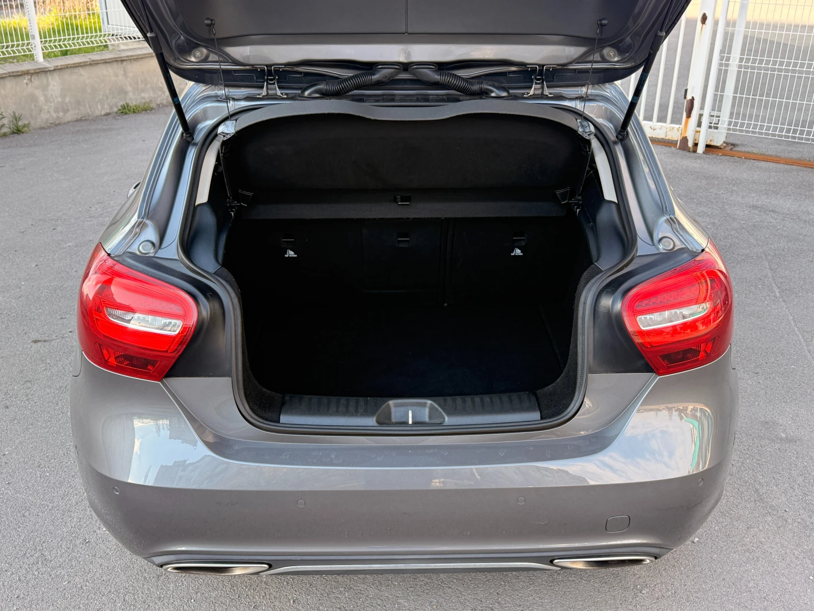 Mercedes-Benz A 180 * FACELIFT* СЕРВИЗНА ИСТОРИЯ* , снимка 7 - Автомобили и джипове - 54138058