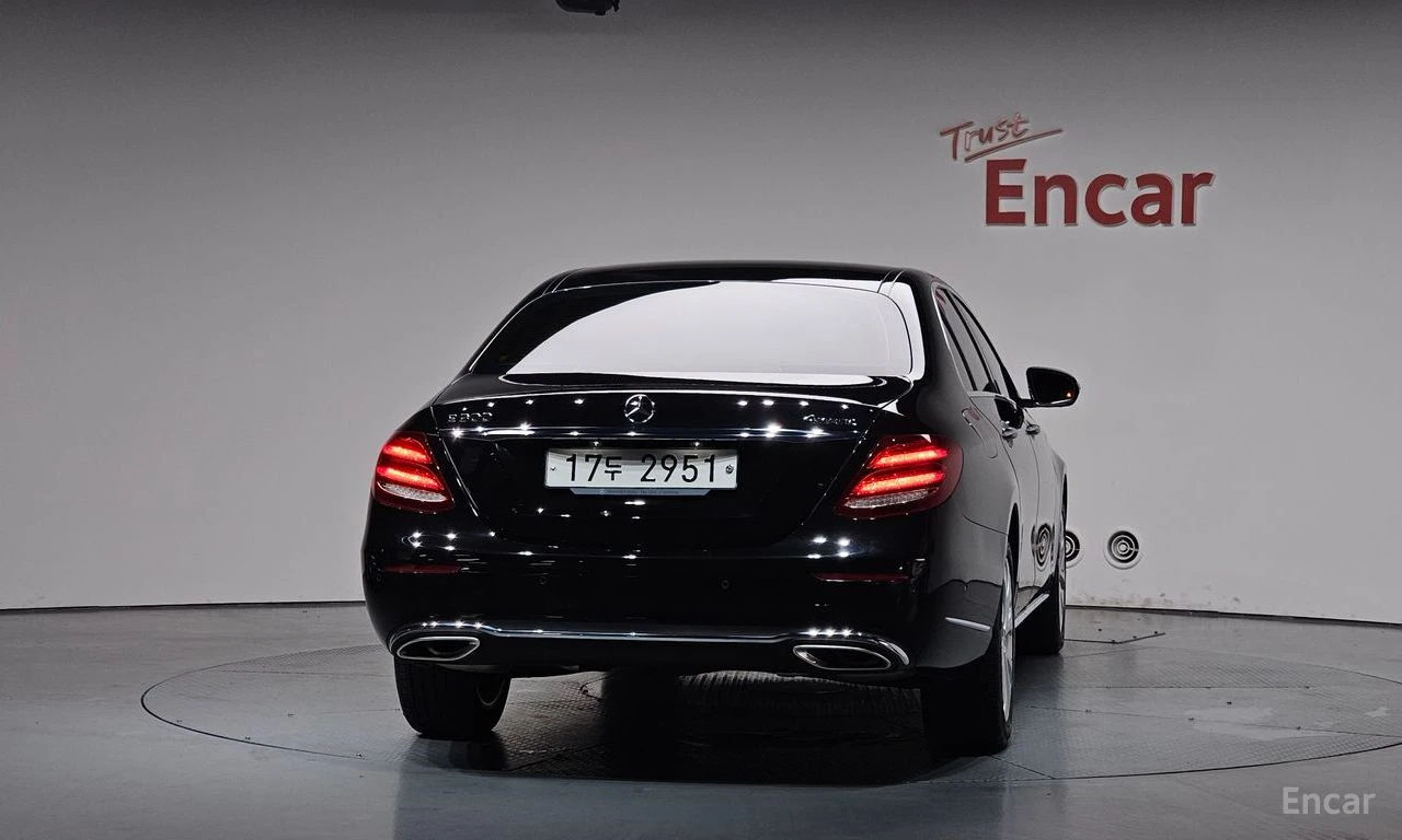 Mercedes-Benz E 300 ��������� * ��������� * HEAD-UP * BURMESTER  | Mobile.bg � ����������� 5