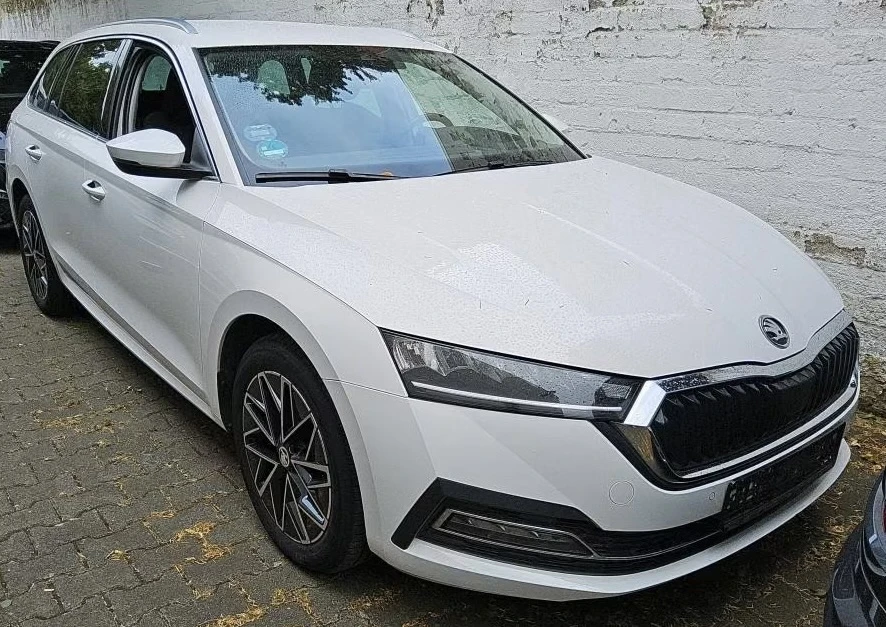 Skoda Octavia 2.0 TDI/150 PS/LED/PDC/ACC/CAMERA, снимка 2 - Автомобили и джипове - 55883702