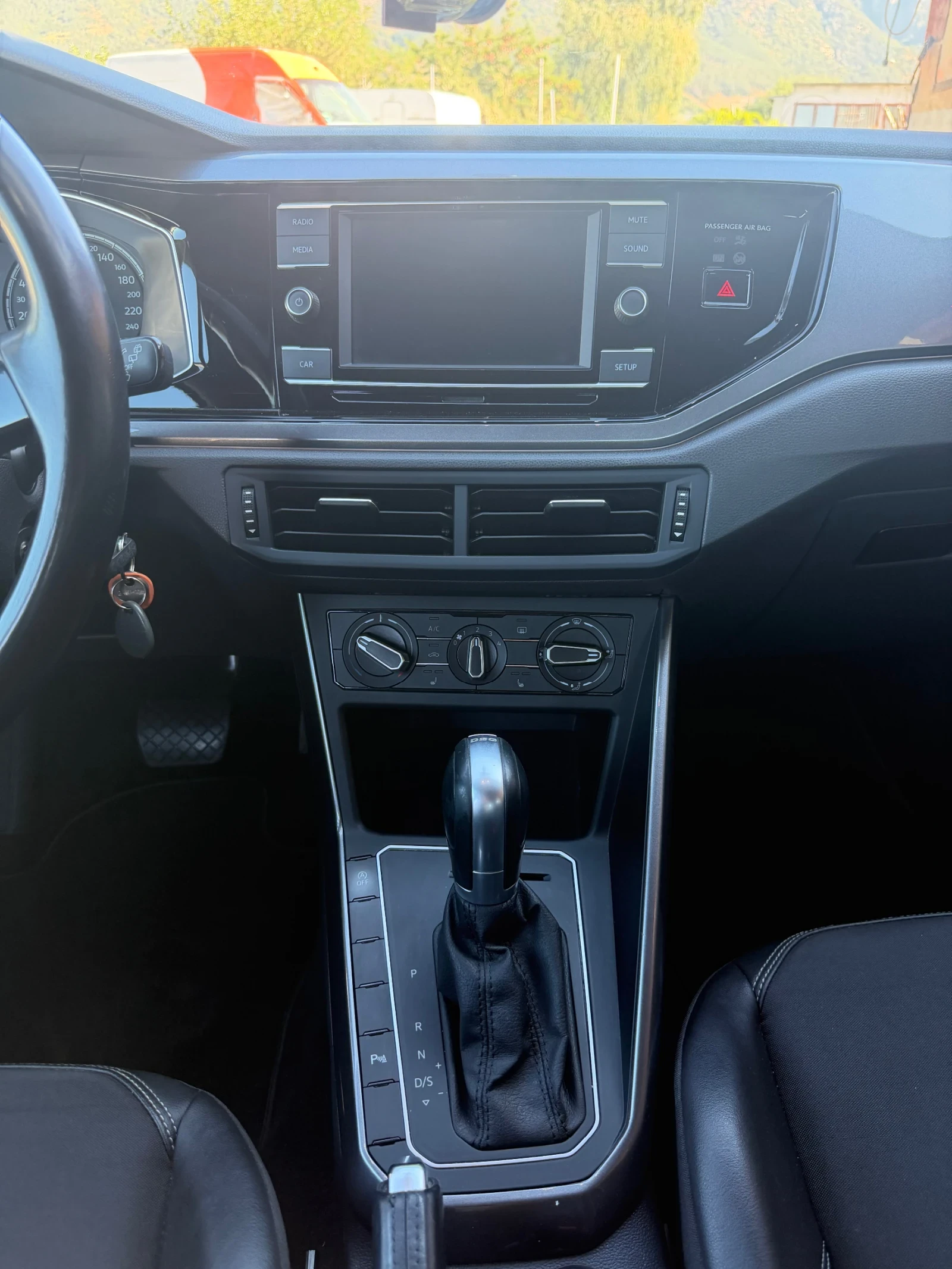 VW Polo, снимка 12 - Автомобили и джипове - 55960269