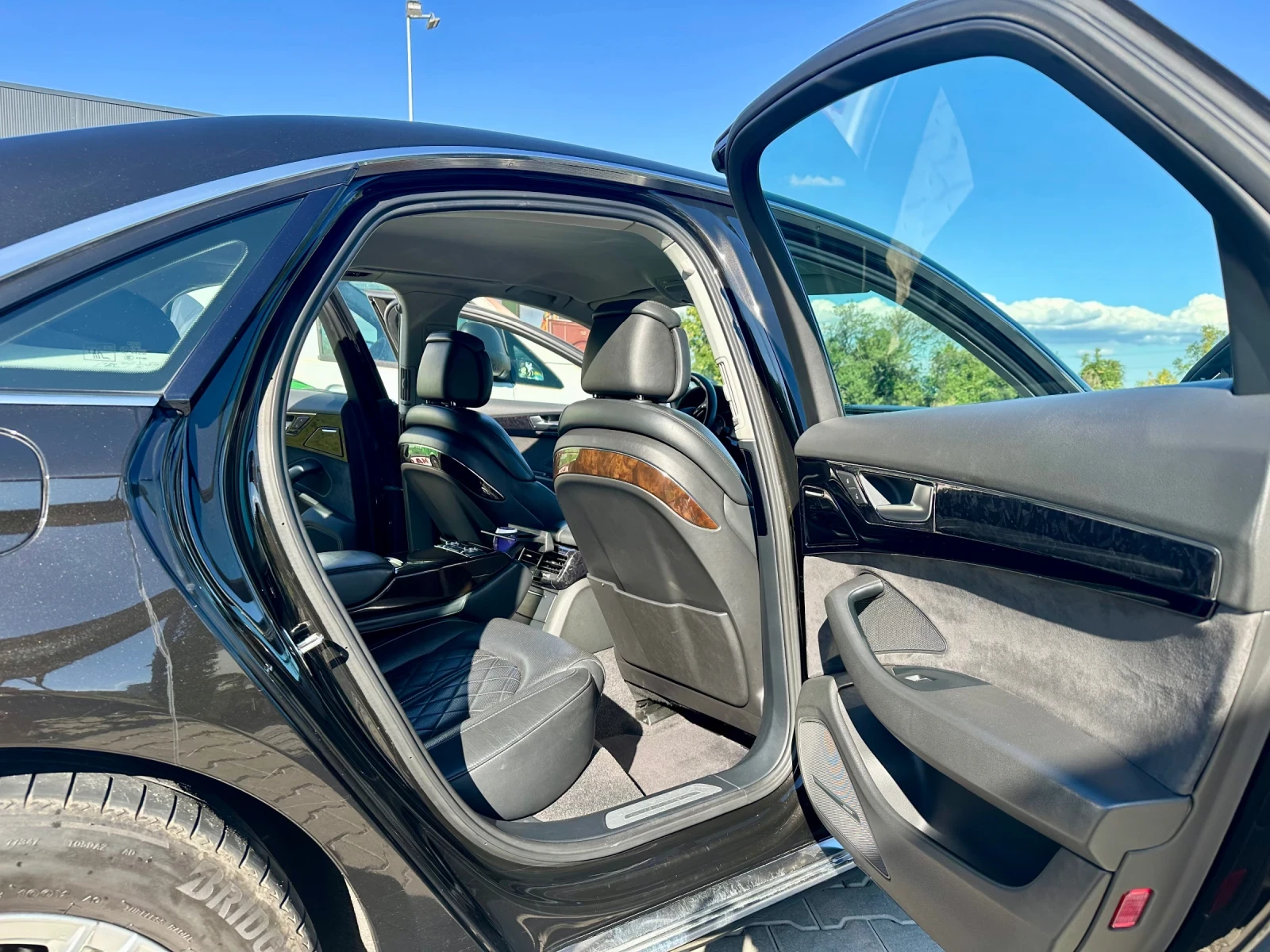 Audi A8, снимка 12 - Автомобили и джипове - 56058412