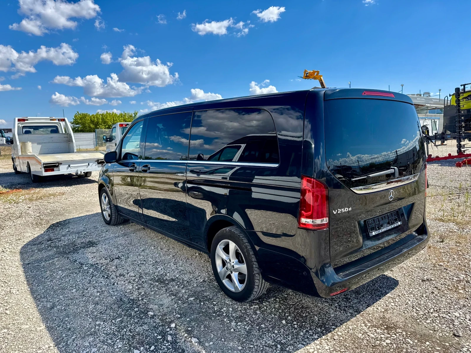 Mercedes-Benz V 300 V250d EXTRA LONG 7+ 1 , снимка 4 - Автомобили и джипове - 56210990