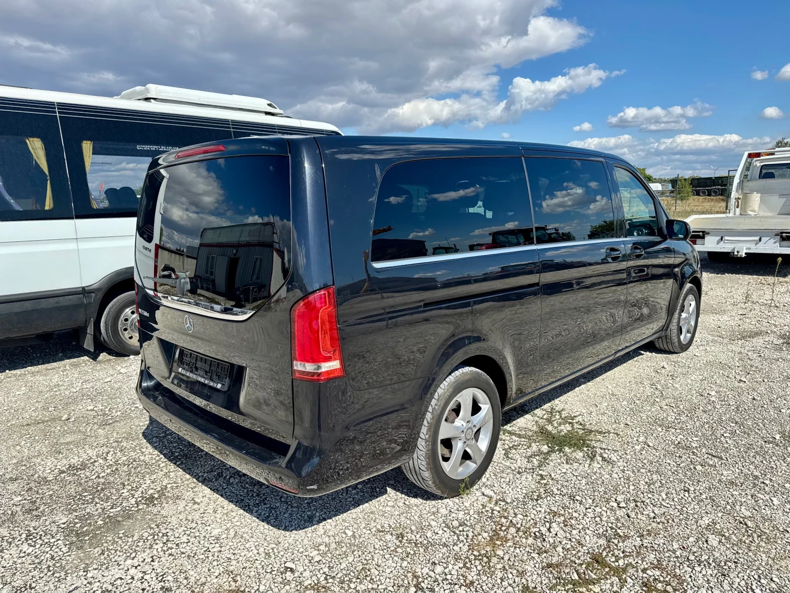 Mercedes-Benz V 300 V250d EXTRA LONG 7+ 1 , снимка 3 - Автомобили и джипове - 56210990