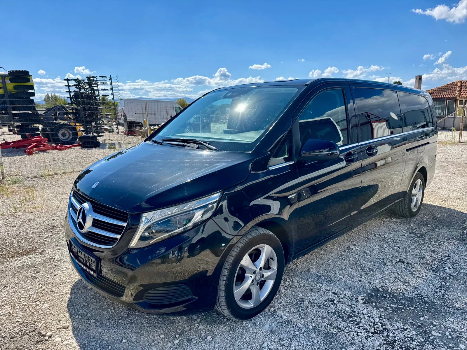 Mercedes-Benz V 300 V250d EXTRA LONG 7+ 1 , снимка 2 - Автомобили и джипове - 56210990