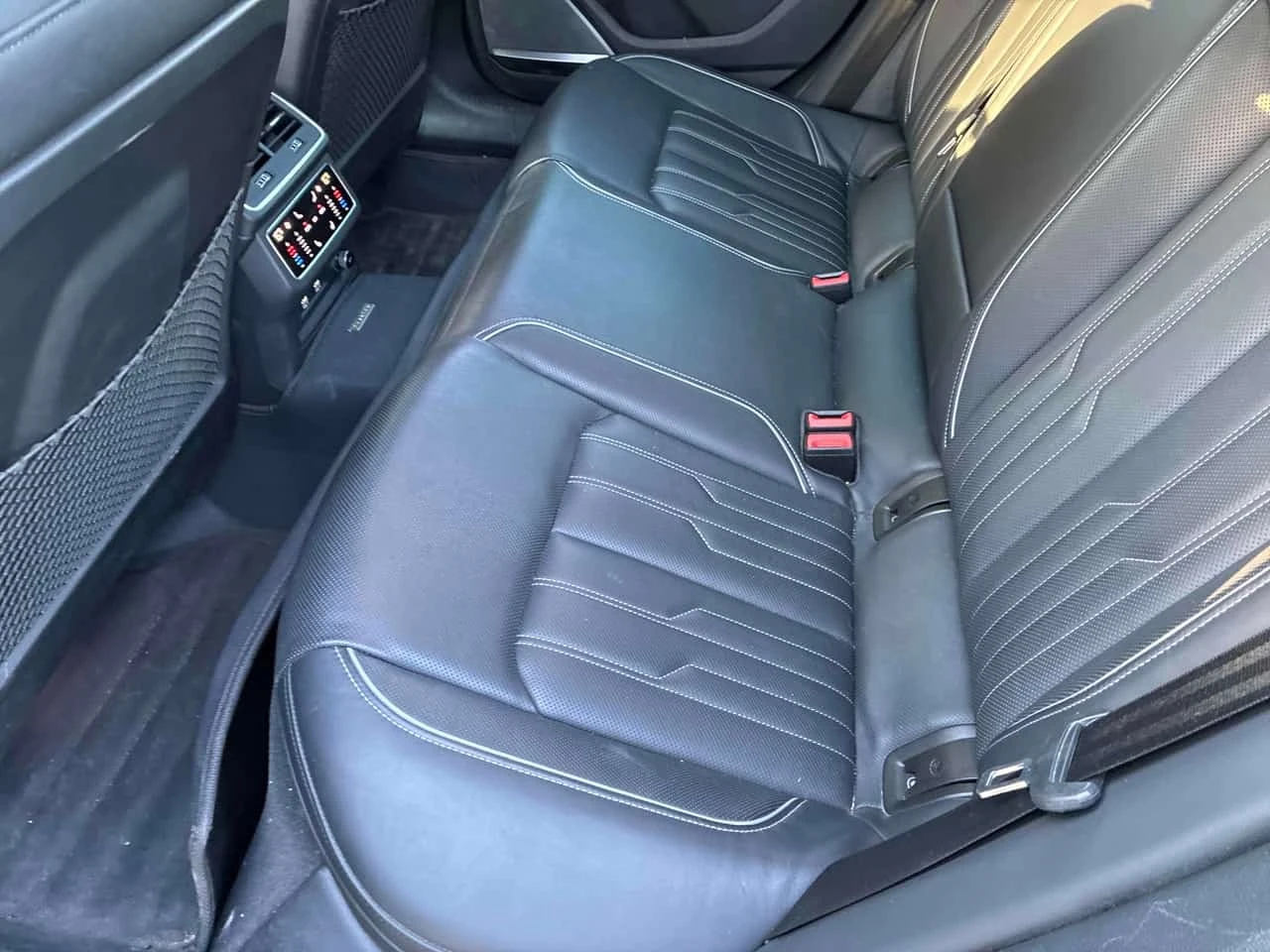 Audi A6 Technik / 360 / B&O / Carfax , снимка 12 - Автомобили и джипове - 56416283