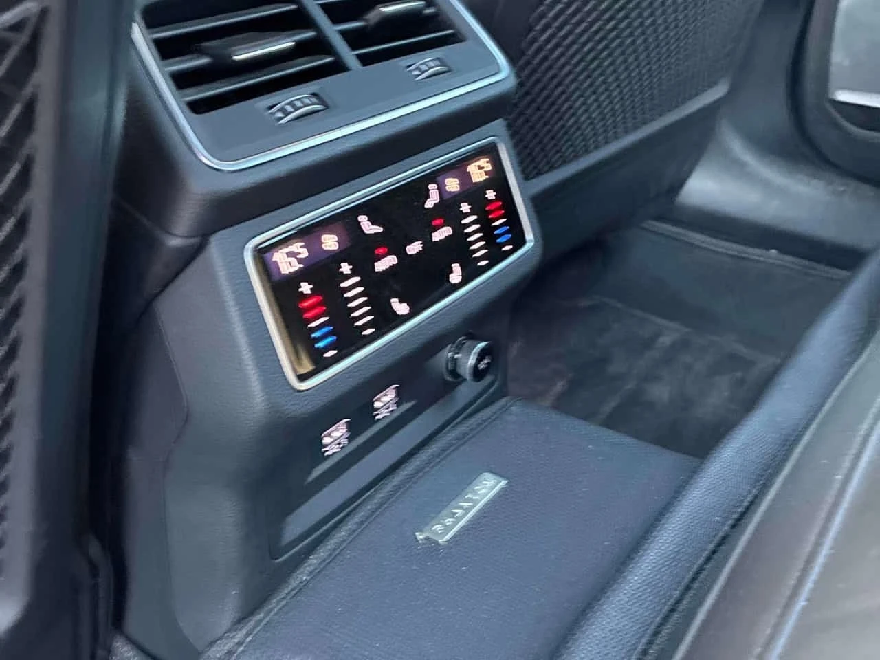 Audi A6 Technik / 360 / B&O / Carfax , снимка 14 - Автомобили и джипове - 56416283