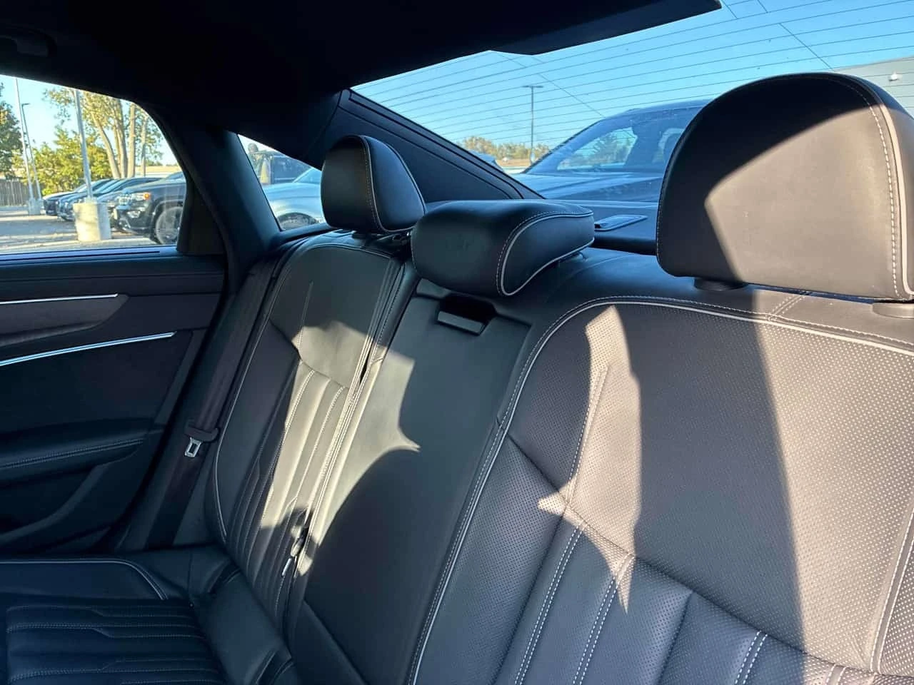 Audi A6 Technik / 360 / B&O / Carfax , снимка 11 - Автомобили и джипове - 56416283