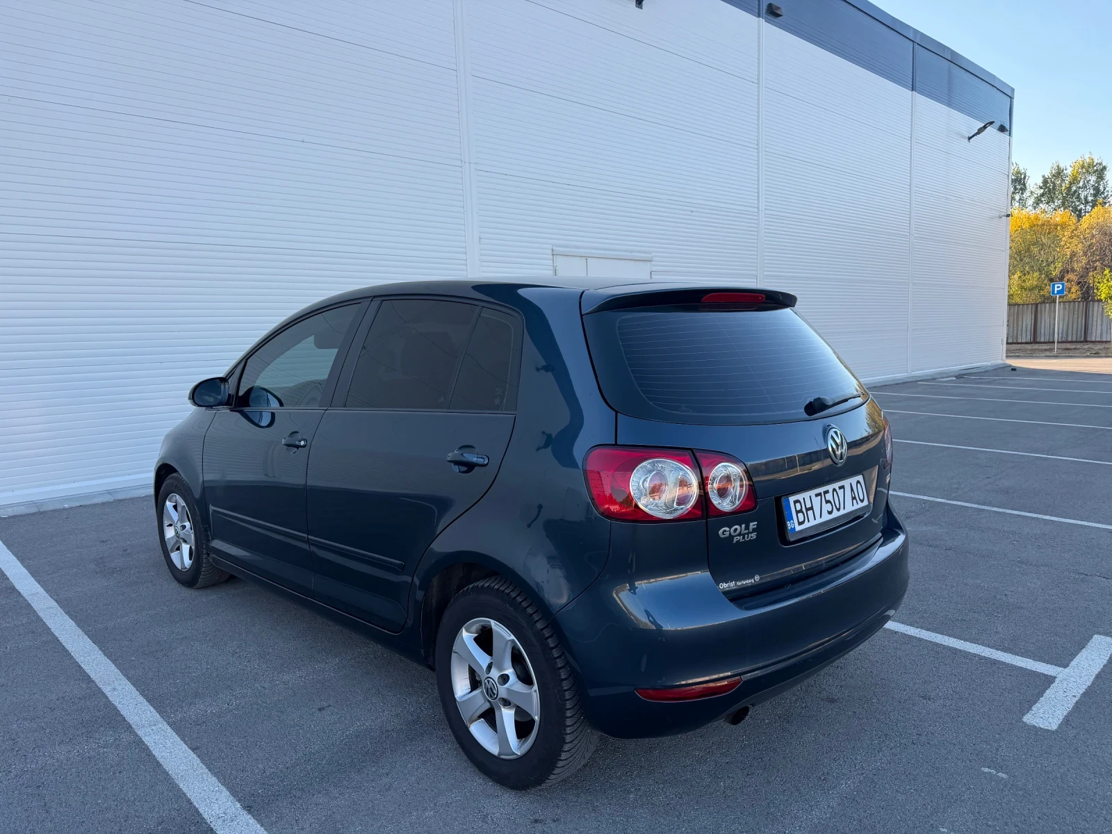 VW Golf Plus 1.6Tdi, снимка 5 - Автомобили и джипове - 56570531