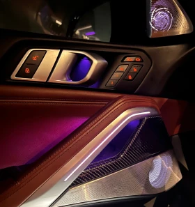 BMW X6 40d M Sky Laser B&W Individual, снимка 10