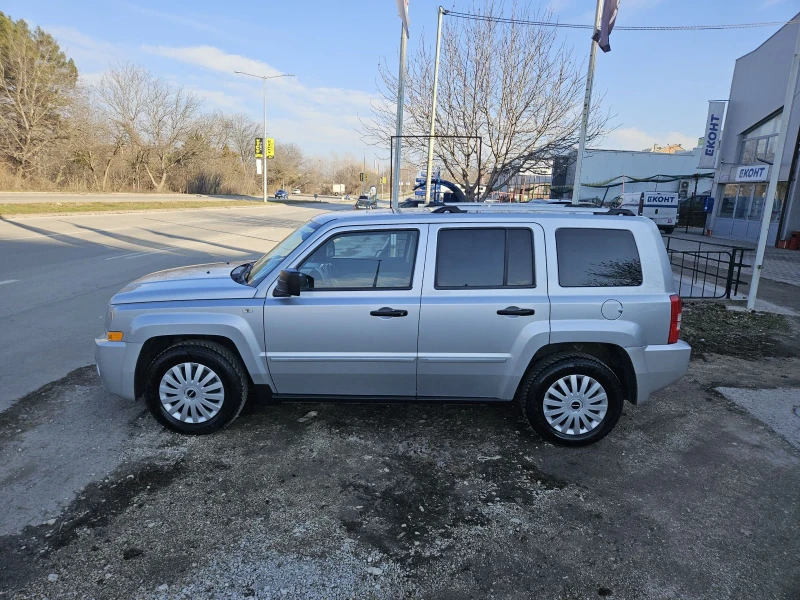 Jeep Patriot 2.4i--AUTOMAT, снимка 8 - Автомобили и джипове - 49407116