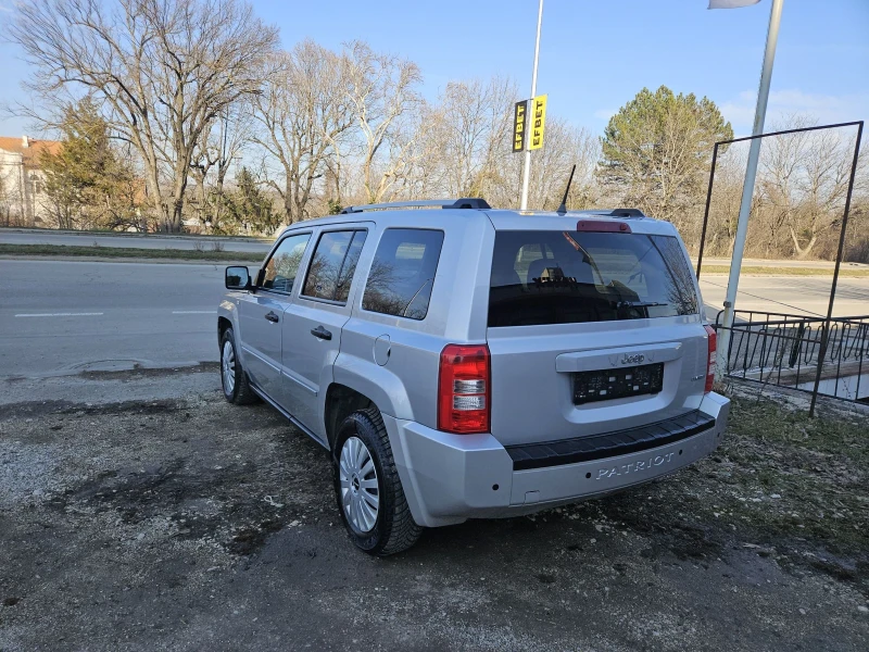 Jeep Patriot 2.4i--AUTOMAT, снимка 7 - Автомобили и джипове - 49407116