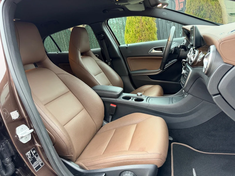 Mercedes-Benz GLA 250 Sport Line 4 Matic Внос Швейцария, снимка 12 - Автомобили и джипове - 52652432