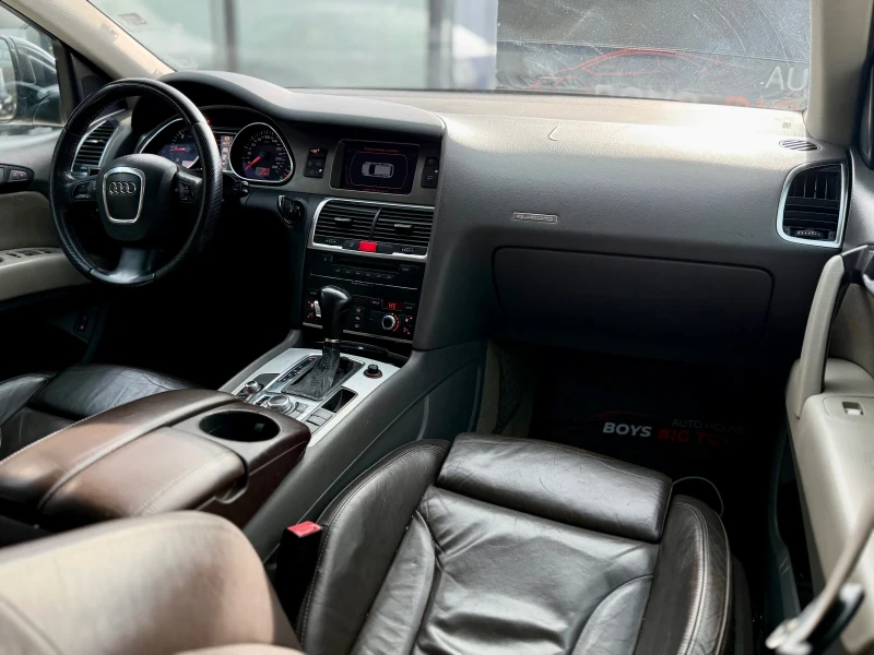 Audi Q7 3.0TDI* 7-места* S-line* Камера* Allroad* Уникат* , снимка 13 - Автомобили и джипове - 52749265