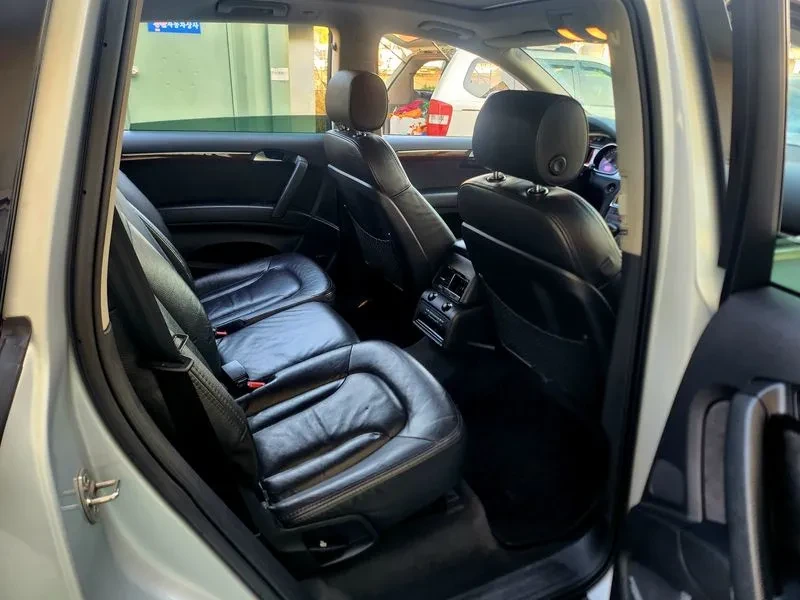 Audi Q7 3.0 TDI Quattro, снимка 14 - Автомобили и джипове - 55132429