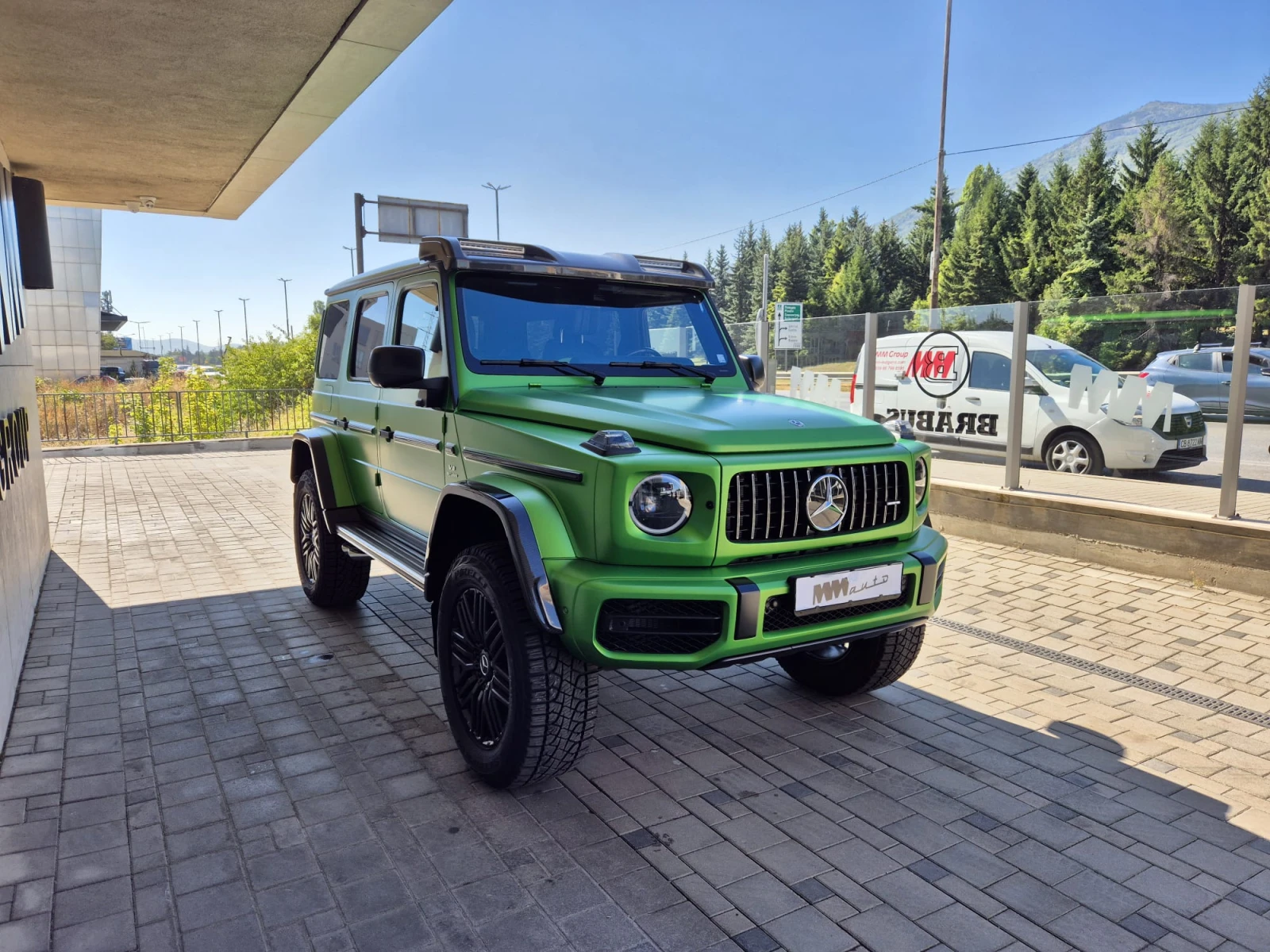 Mercedes-Benz G 63 AMG 4x4² - изображение 2