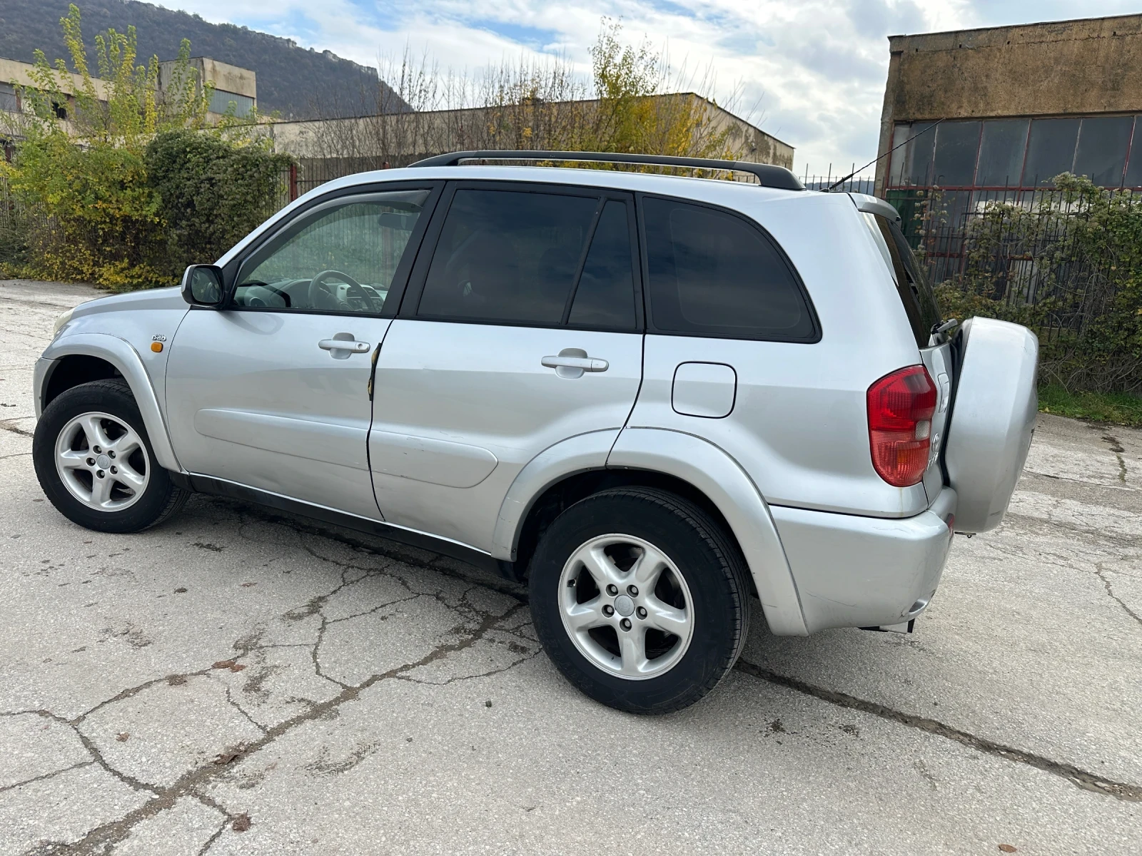 Toyota Rav4 D4D - изображение 3