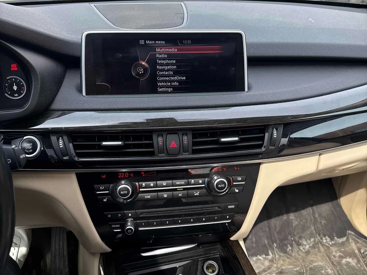 BMW X5 xDrive35d/ПАНОРАМА/ПОДГРЕВИ, снимка 9 - Автомобили и джипове - 54032703