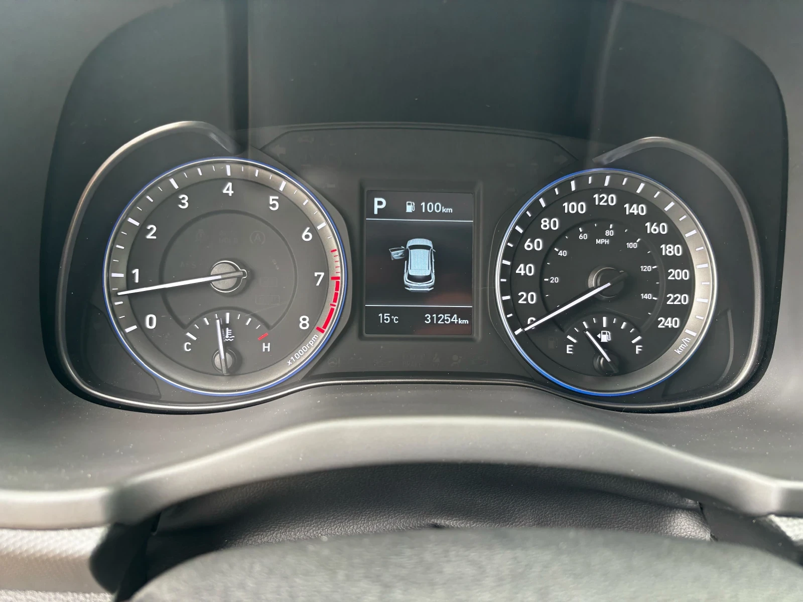 Hyundai Kona З0к* Luxury* AWD* Кожа* Камера* Климатрон* ЗА ГАЗ, снимка 16 - Автомобили и джипове - 54466014