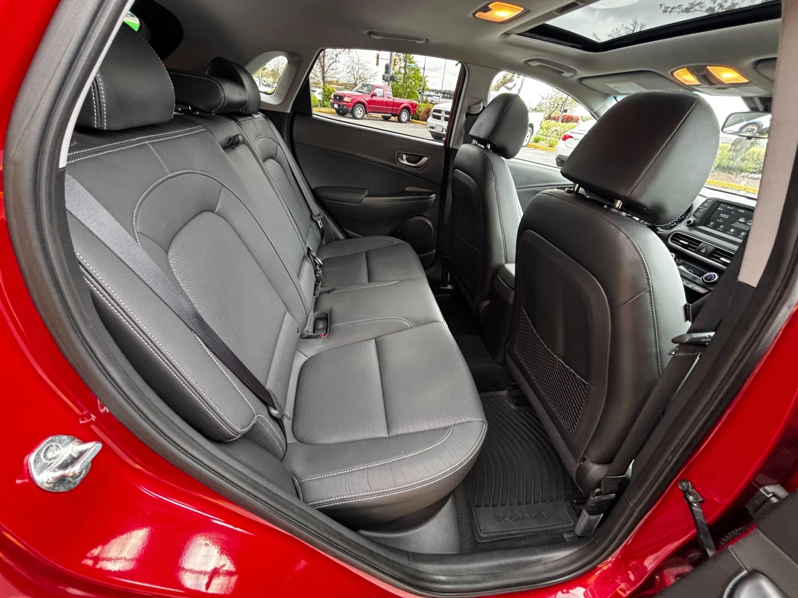 Hyundai Kona З0к* Luxury* AWD* Кожа* Камера* Климатрон* ЗА ГАЗ, снимка 15 - Автомобили и джипове - 54466014