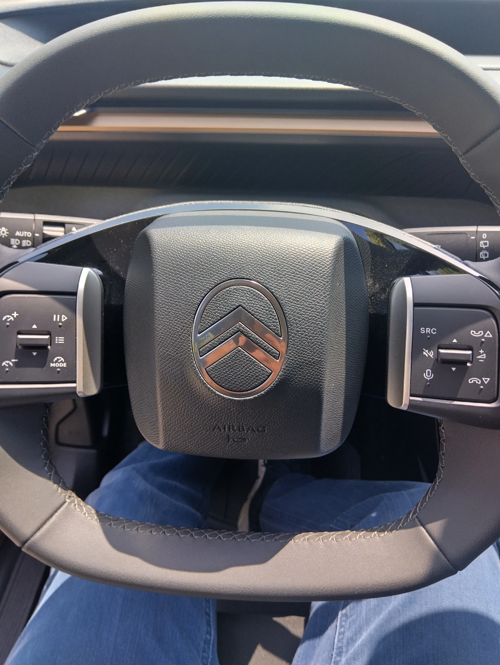 Citroen C3 Aircross PLUS, снимка 2 - Автомобили и джипове - 54503611
