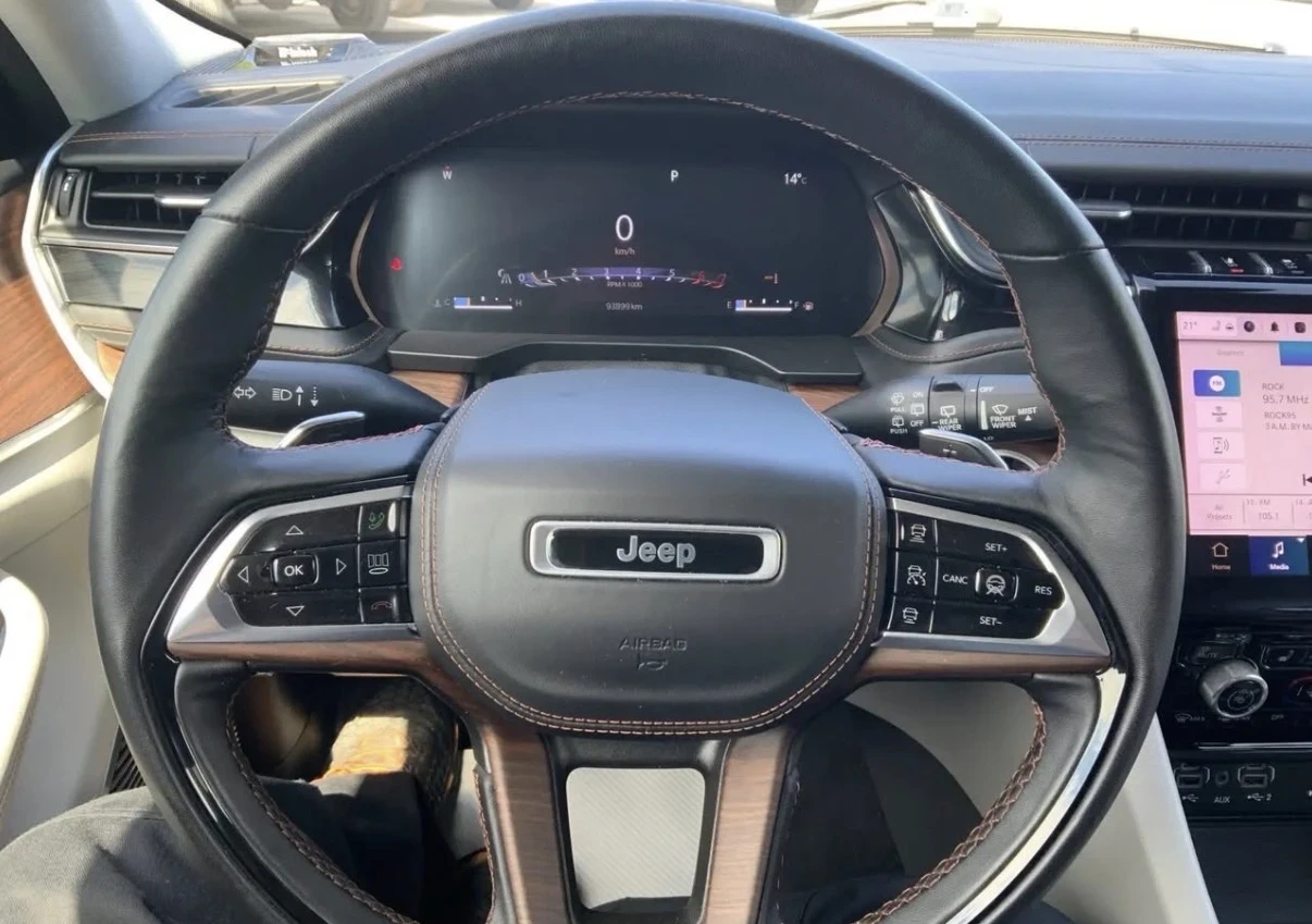 Jeep Grand cherokee SUMMIT * 360 * 5.7 HEMI * CARFAX * 2023 * , снимка 8 - Автомобили и джипове - 55098850