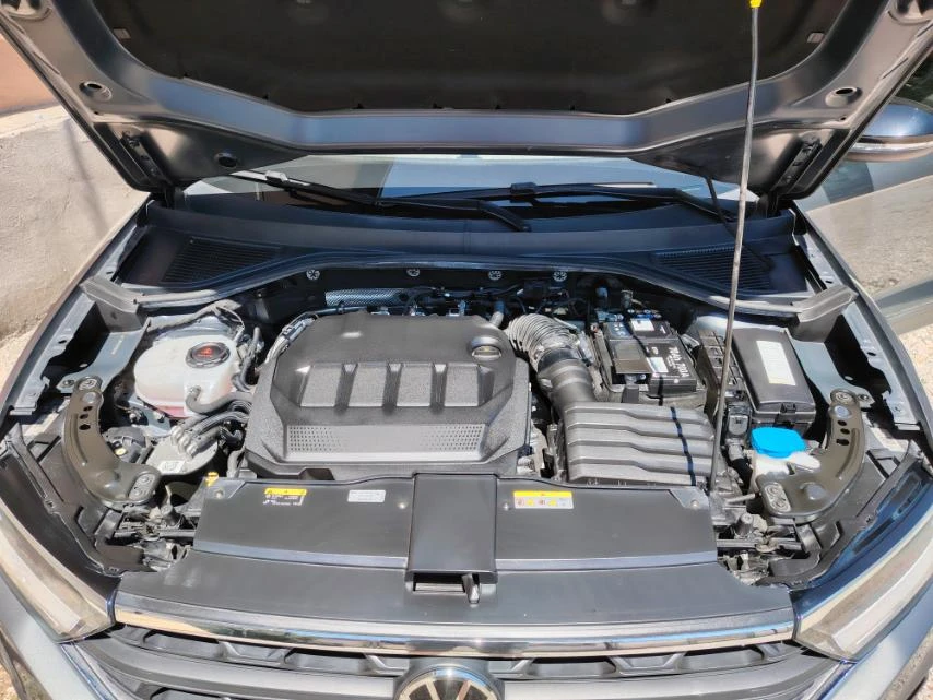 VW T-Roc 2022гDSG-2.0TDi-150кс-FACE-ПЕРФЕКТЕН!, снимка 16 - Автомобили и джипове - 55475471
