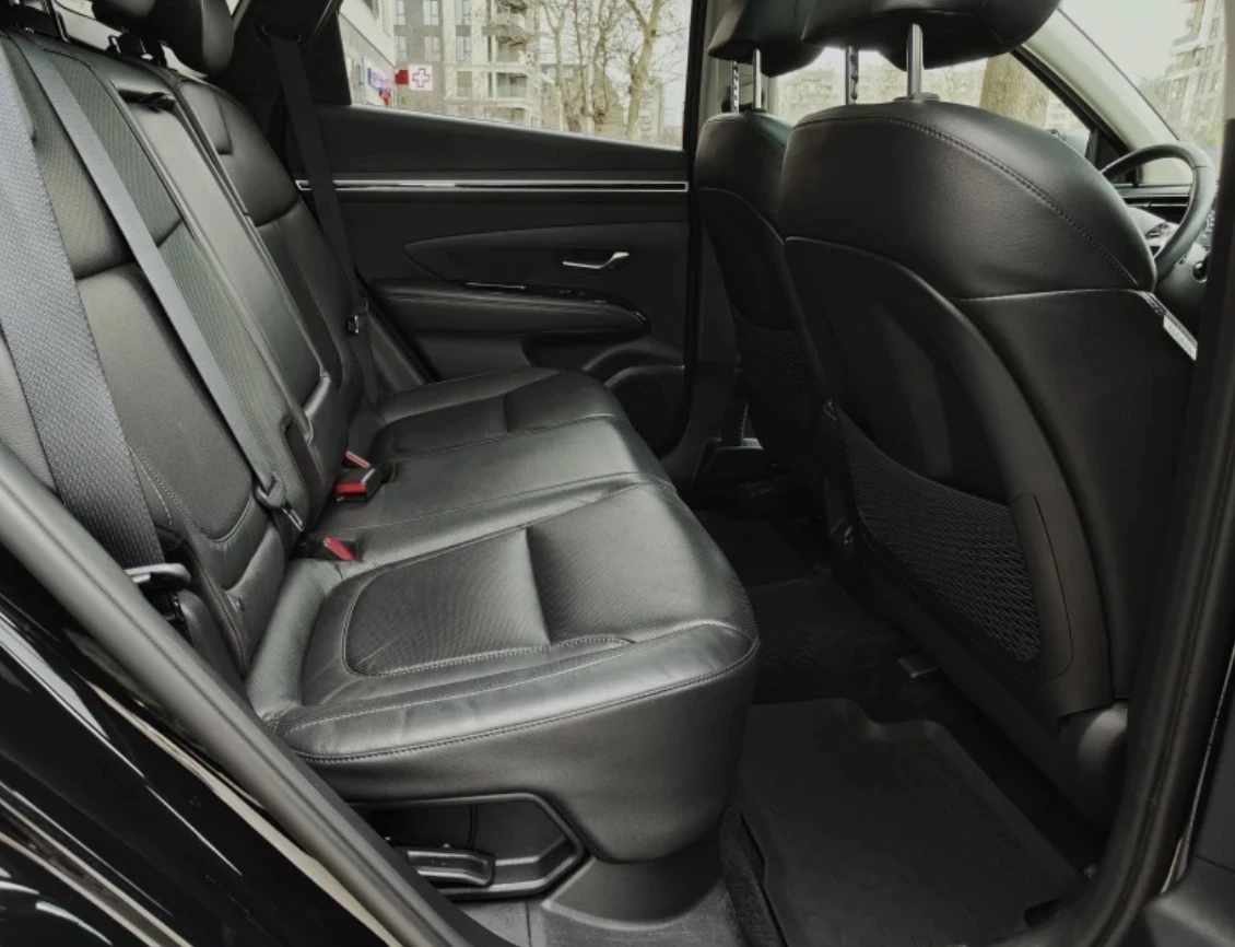 Hyundai Tucson 1.6 T-GDI Hybrid AWD | FULL EXTRAS, снимка 12 - Автомобили и джипове - 55659515