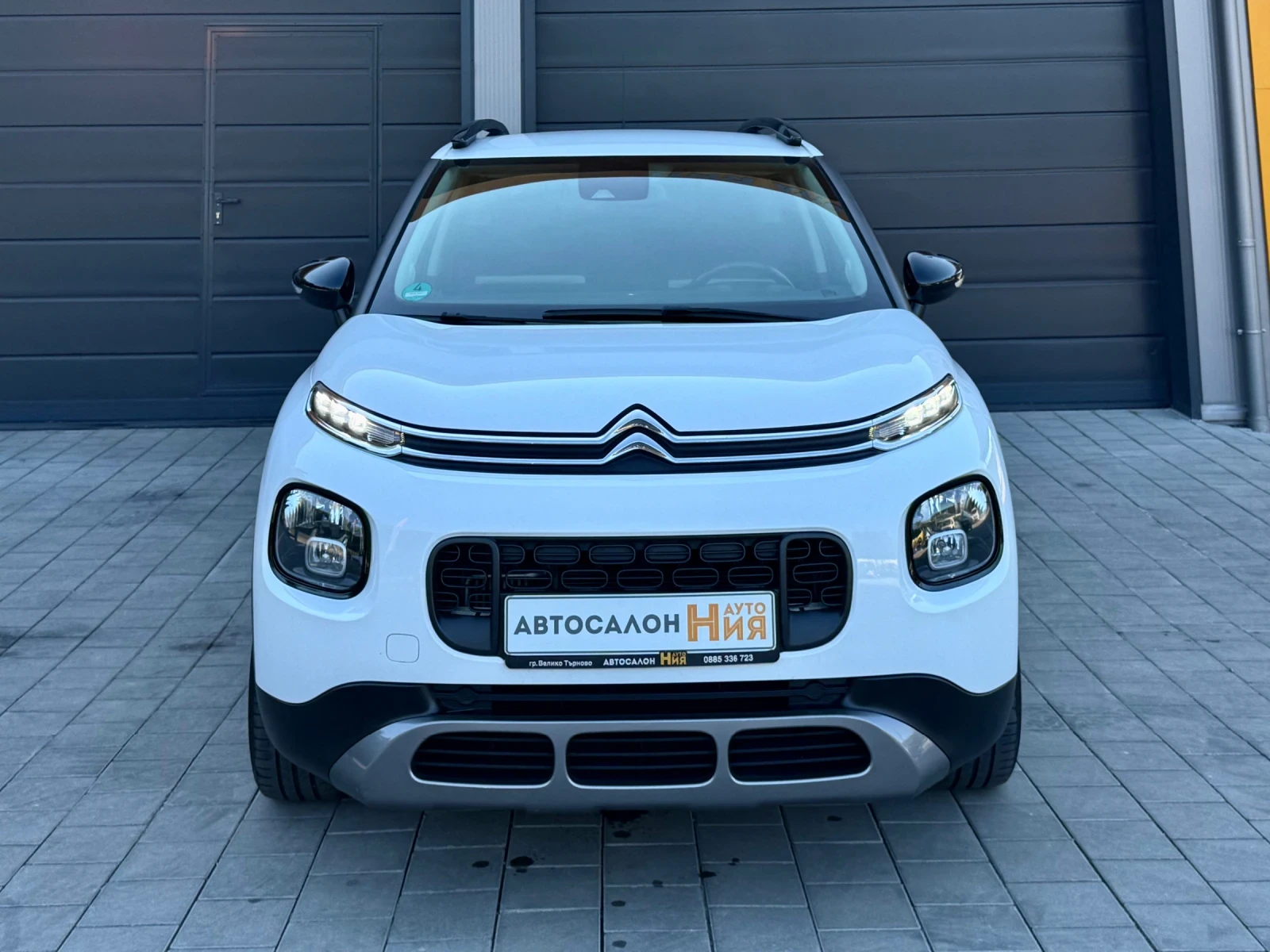 Citroen C3 Aircross * LED* NAVI* LaneAssist* CarPlay* , снимка 2 - Автомобили и джипове - 55732976