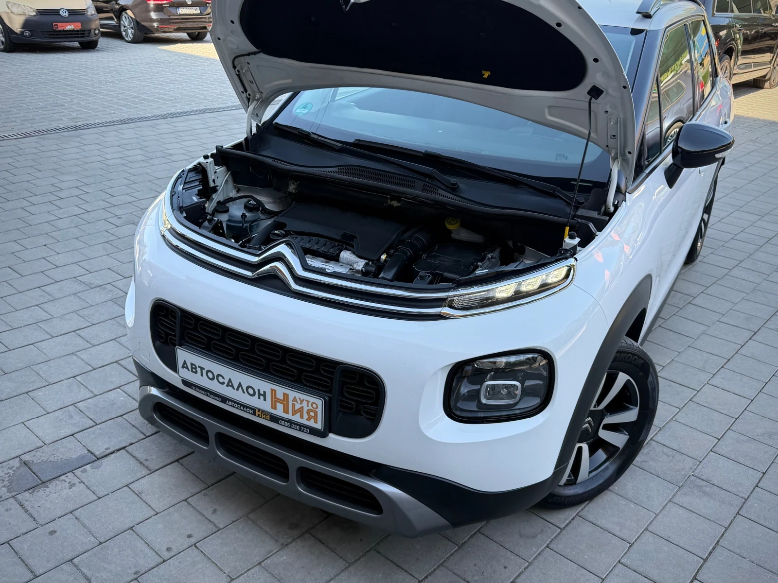 Citroen C3 Aircross * LED* NAVI* LaneAssist* CarPlay* , снимка 13 - Автомобили и джипове - 55732976