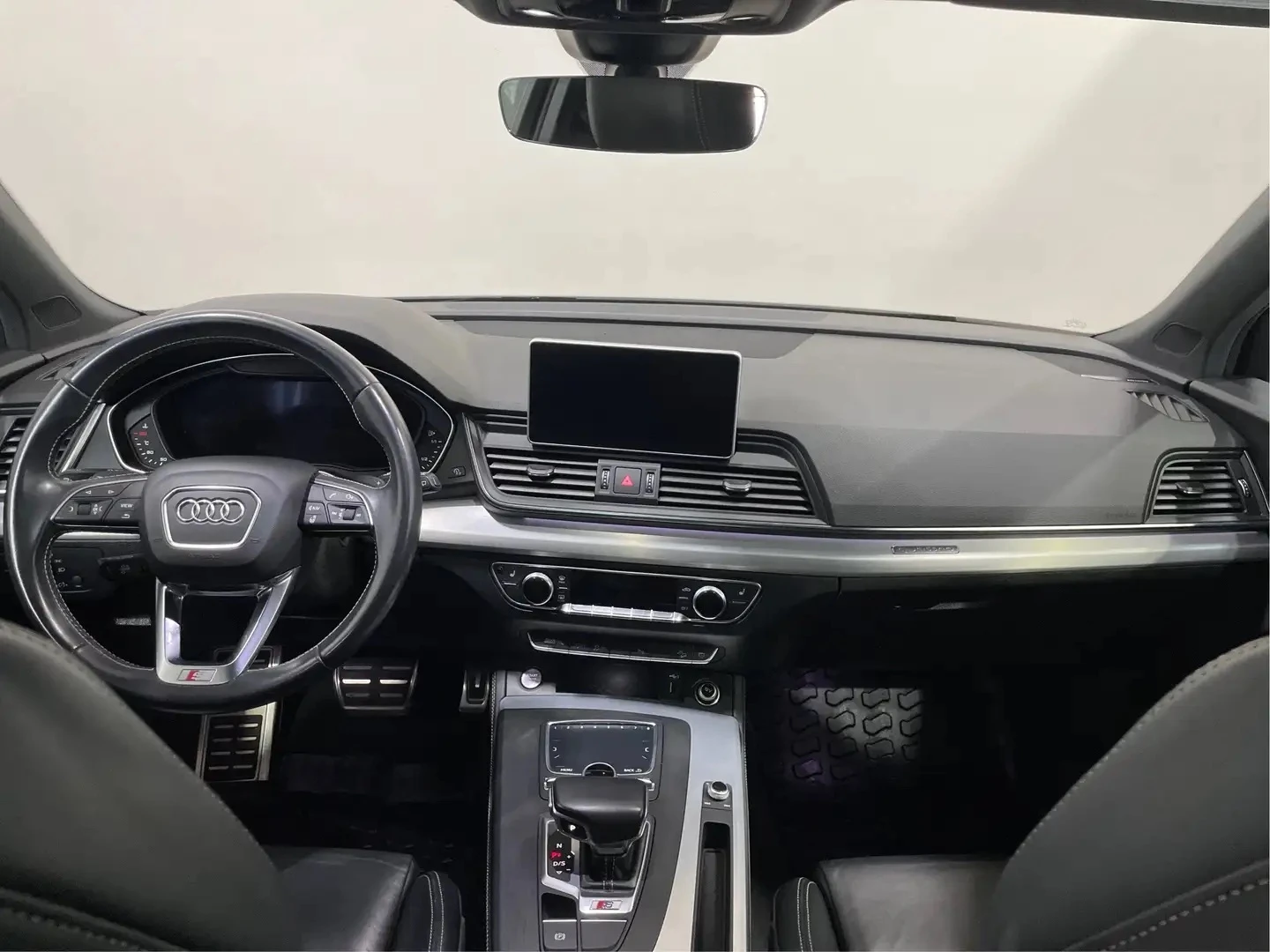 Audi SQ5 Technik, снимка 8 - Автомобили и джипове - 56020027