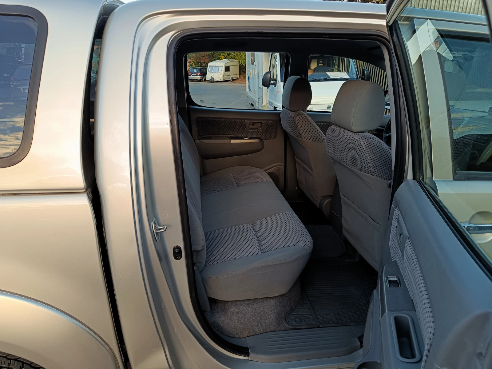 Toyota Hilux 2.5 D4D* 4X4* �����* 158 000 ��.!!! | Mobile.bg � ����������� 16