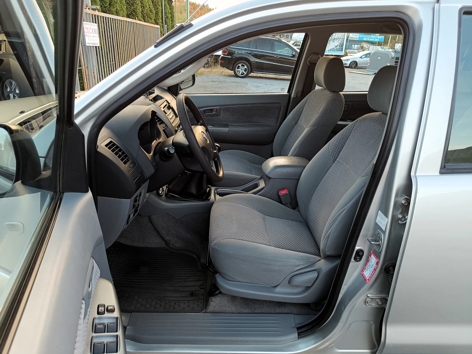 Toyota Hilux 2.5 D4D* 4X4* �����* 158 000 ��.!!! | Mobile.bg � ����������� 9