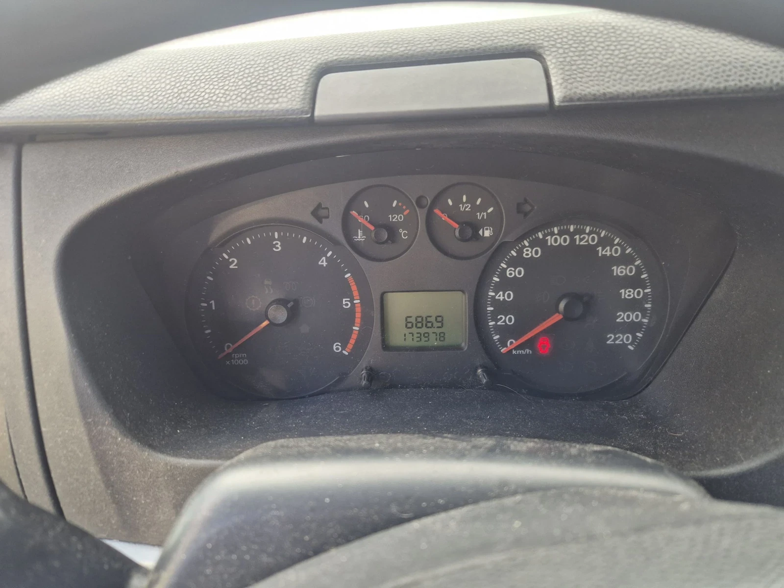 Ford Transit 300L85KW - изображение 10