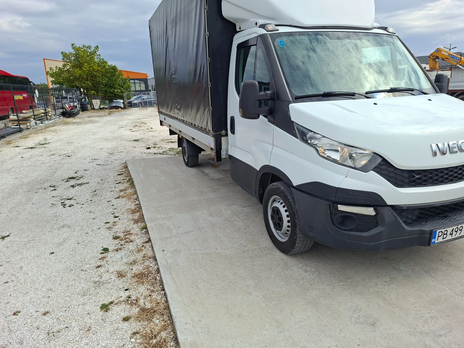 Iveco Daily 2.3/130к.с, снимка 3 - Бусове и автобуси - 56270168