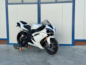  Yamaha YZF-R1