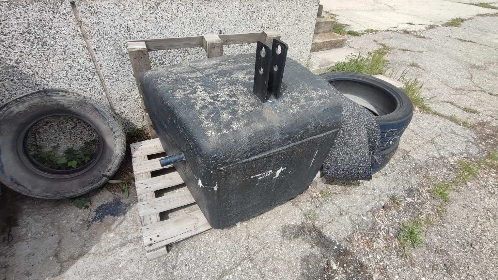 Друг вид Внос тежести за трактор, снимка 2 - Селскостопанска техника - 54218576