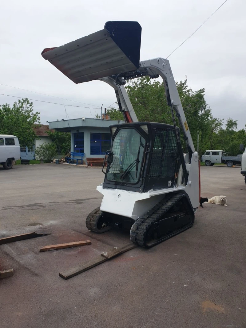 Мини челни товарачи Bobcat Т110, снимка 13 - Индустриална техника - 44986923