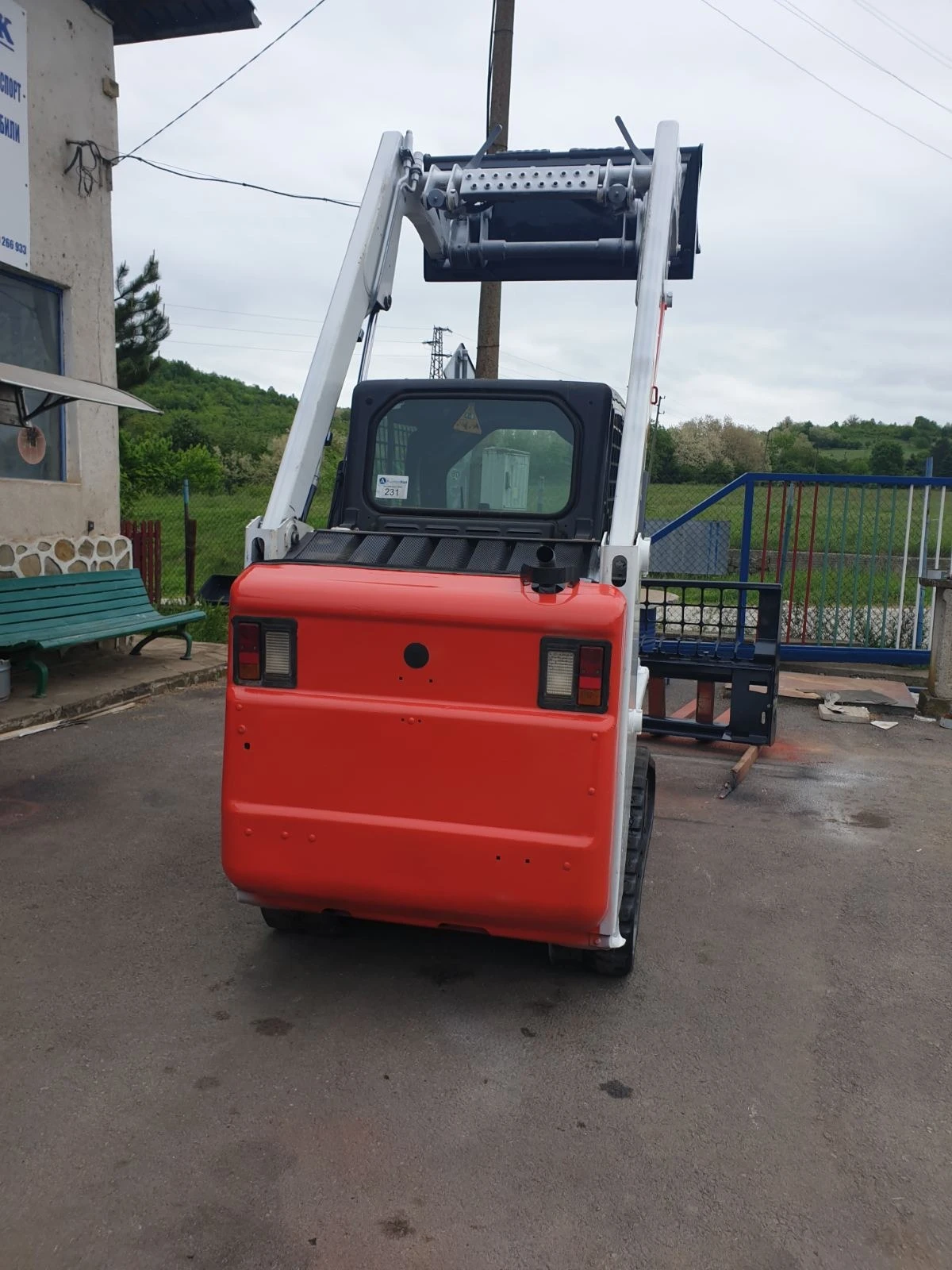    Bobcat 110 | Mobile.bg   12