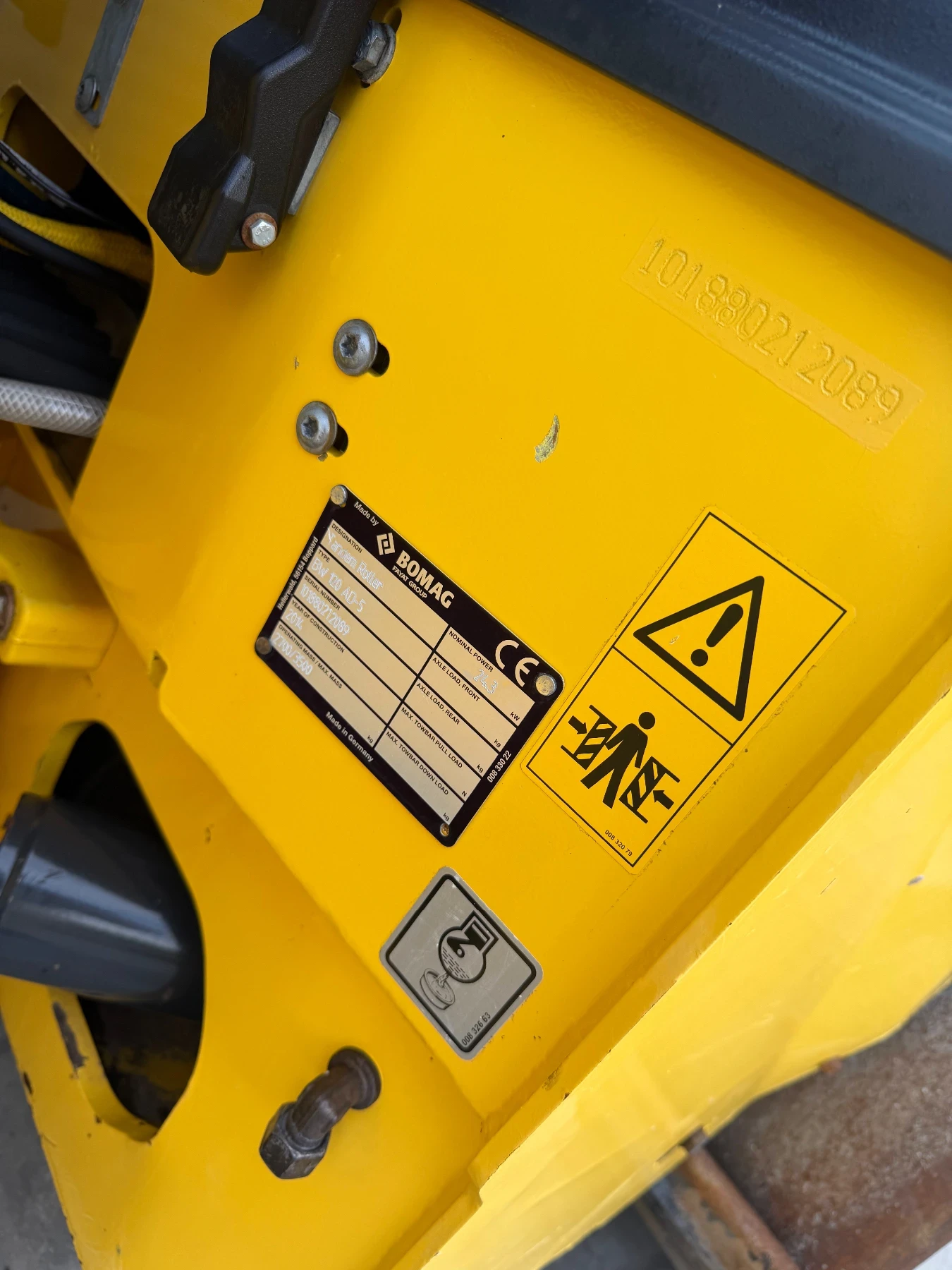 Валяк BOMAG BW120 696мч. ПЕРФЕКТЕН, снимка 13 - Индустриална техника - 56217288