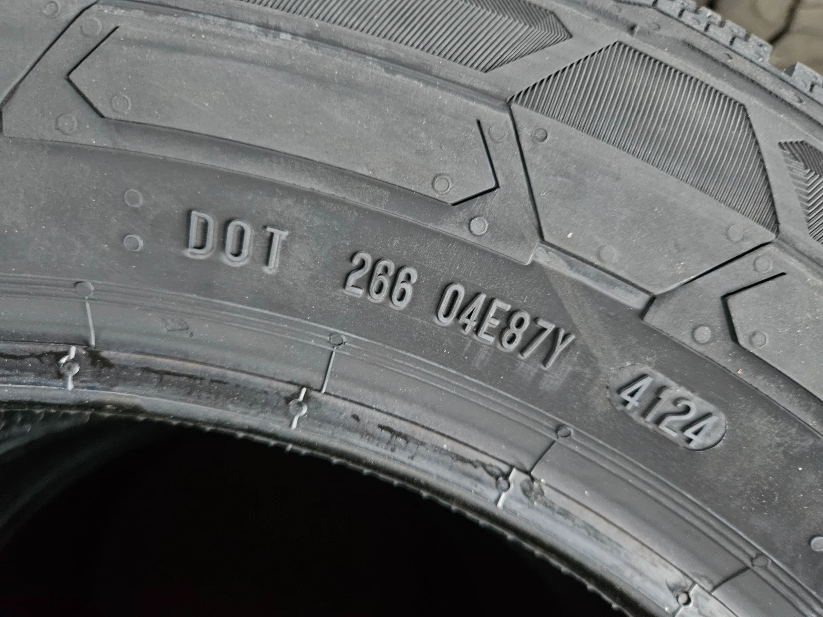  215/60R17 | Mobile.bg   8