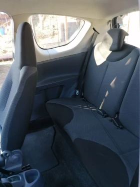 Toyota Aygo, снимка 10