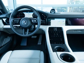 Porsche Taycan Turbo S Cross Turismo, снимка 8